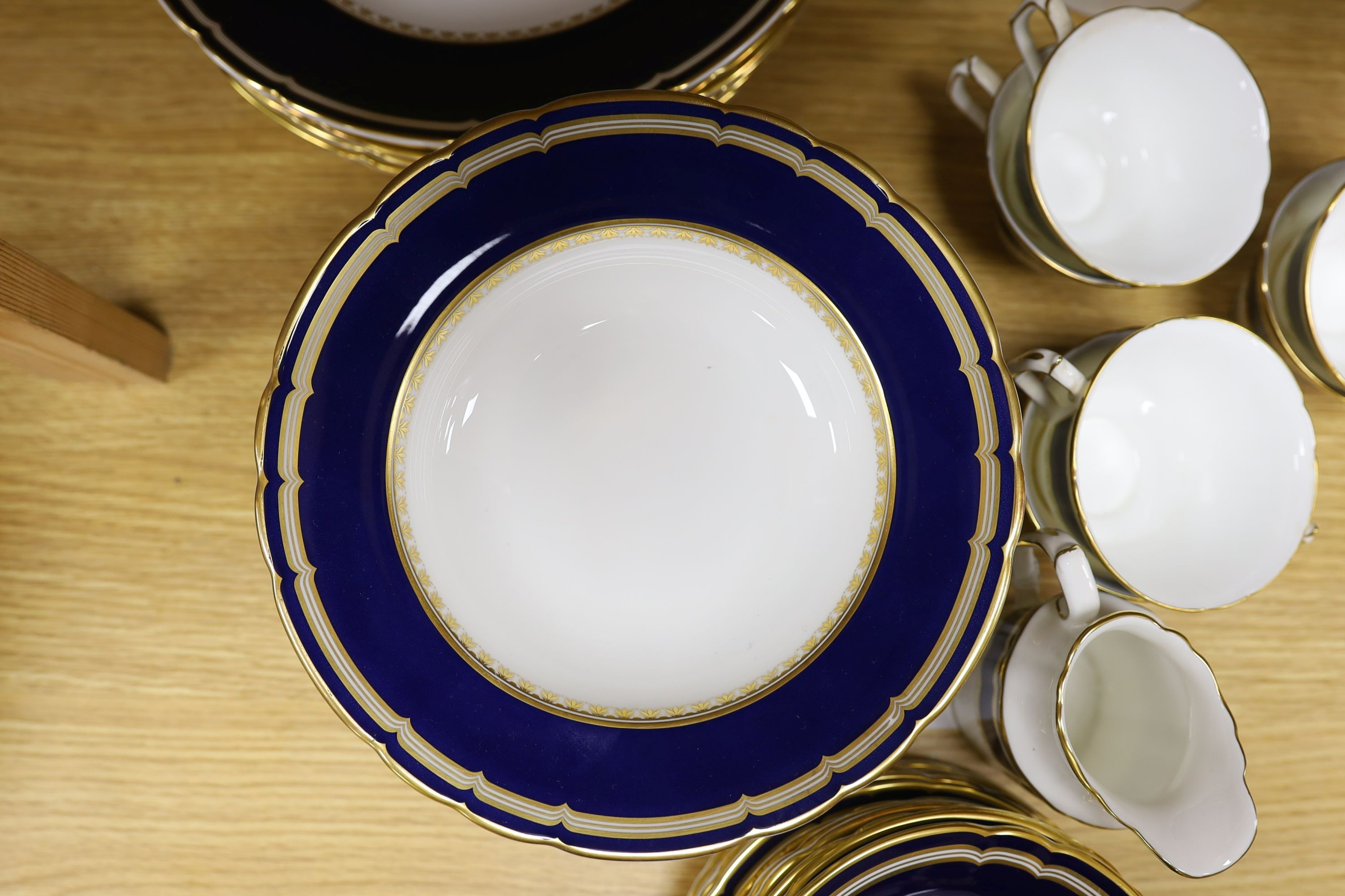 A Royal Crown Derby ‘Ashbourne’ part tea and dinner service